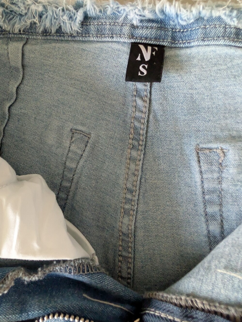 Y2K Style Raw Cut Distressed Light Wash Flare Jeans High Waist Size Small image 5